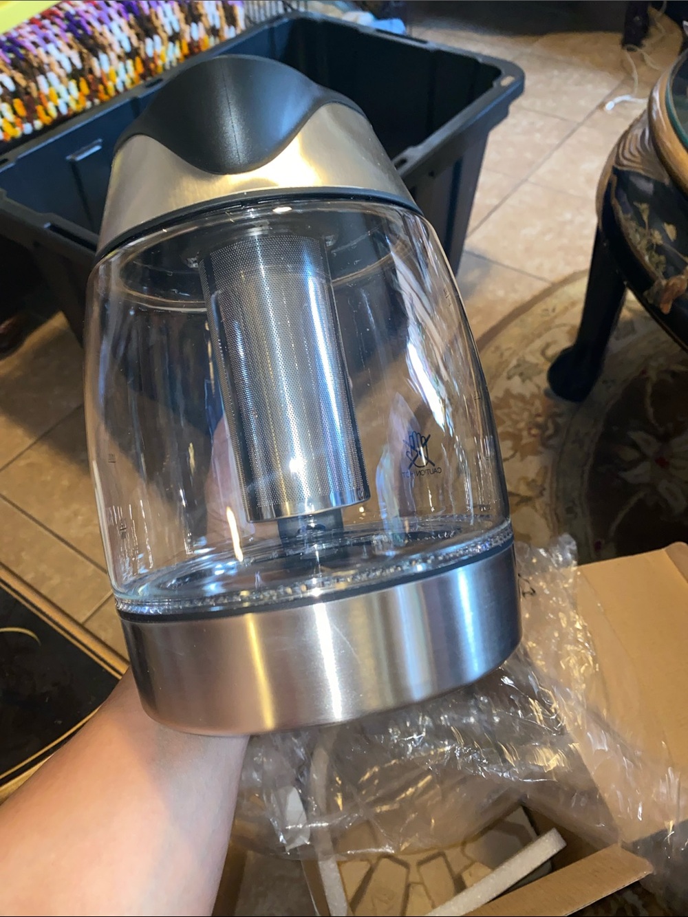 New Chefman Electric Kettle - Clear Glass with Silver Accents - Picture 10 of 16